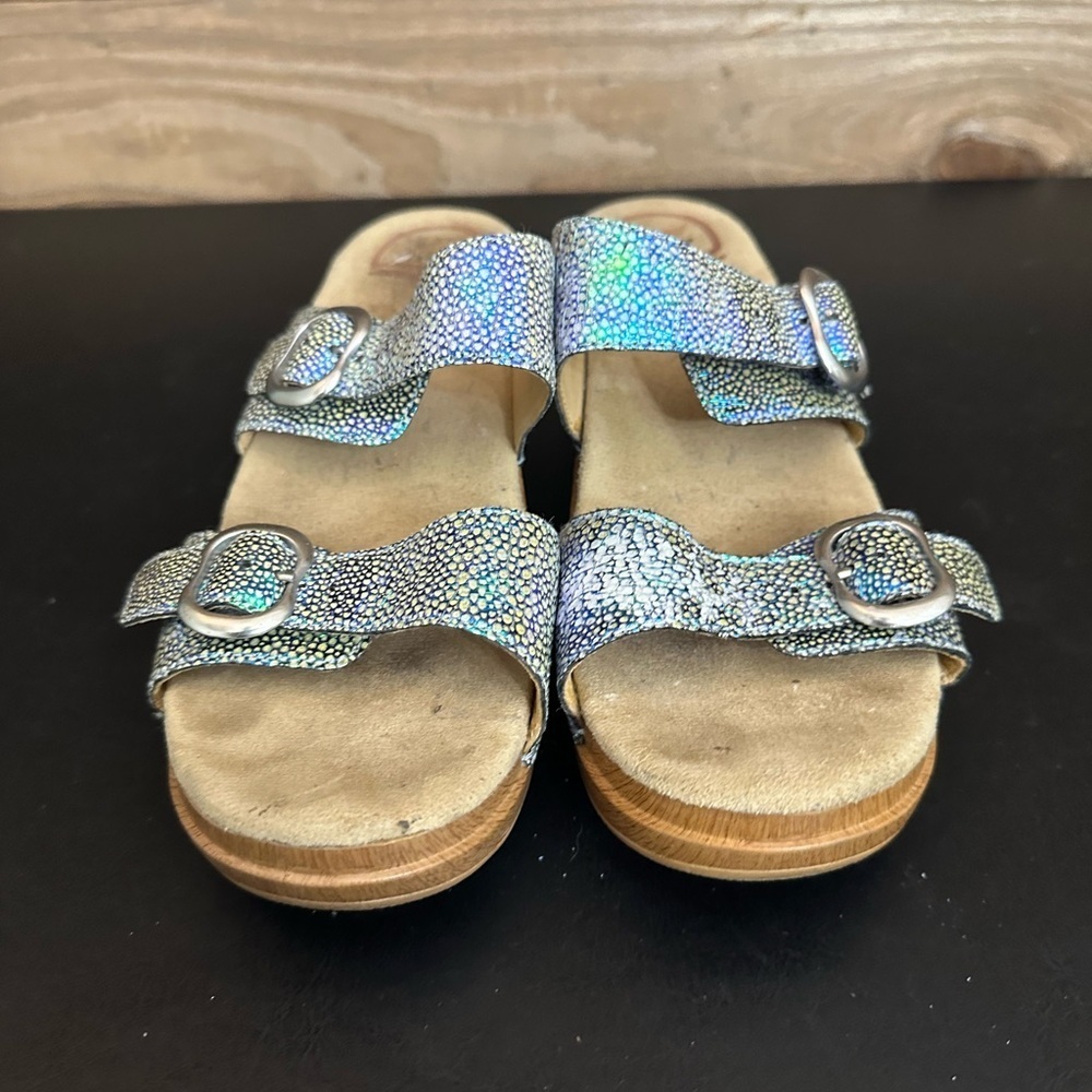 Dankso Shoes Womens 8.5 EU‎ 39 Iridescent Blue Leather Double Strap Clog Sandals - Picture 6 of 12